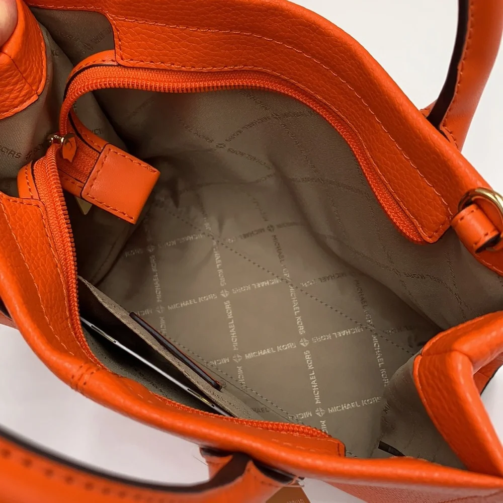 Michael Kors Mirella Small Pebbled Leather Crossbody Top Zip XBODY Bag Poppy NWT - Picture 14 of 16